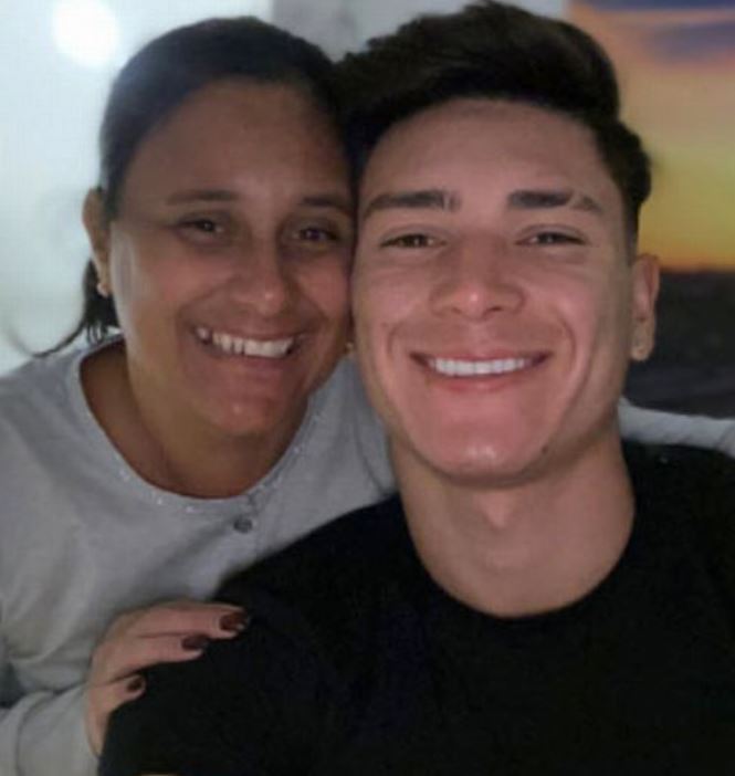 Silvia Ribeiro with her son Darwin Nunez